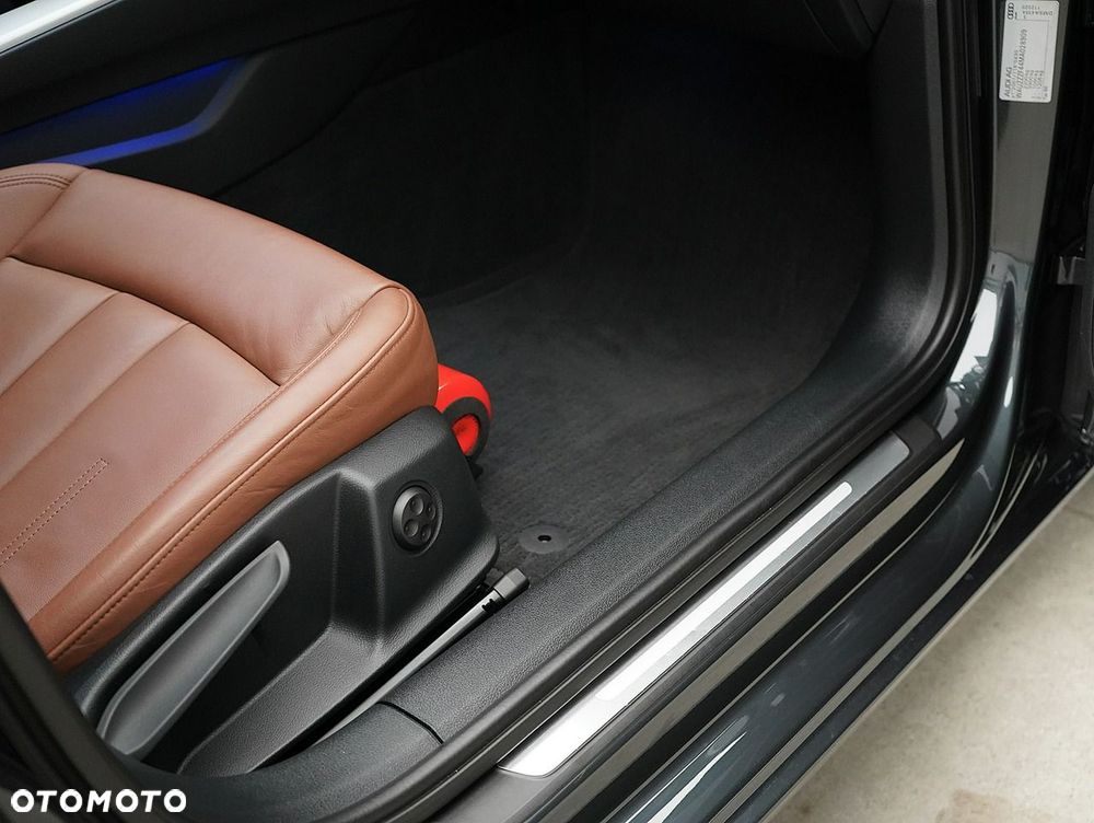 Audi A4 Avant - 28