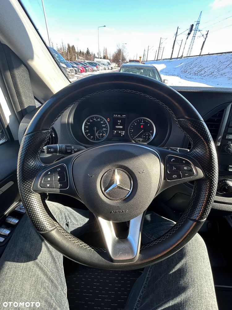 Mercedes-Benz Vito - 10
