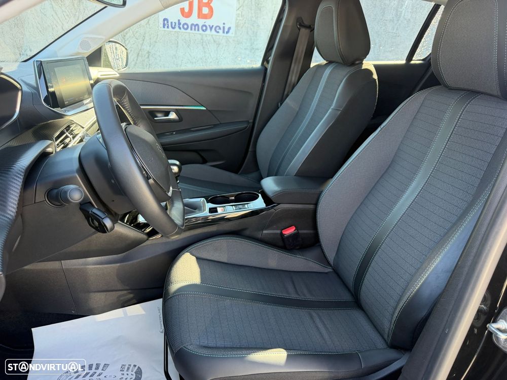 Peugeot 208 PureTech 100 Allure - 9