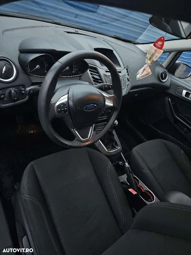Ford Fiesta - 19