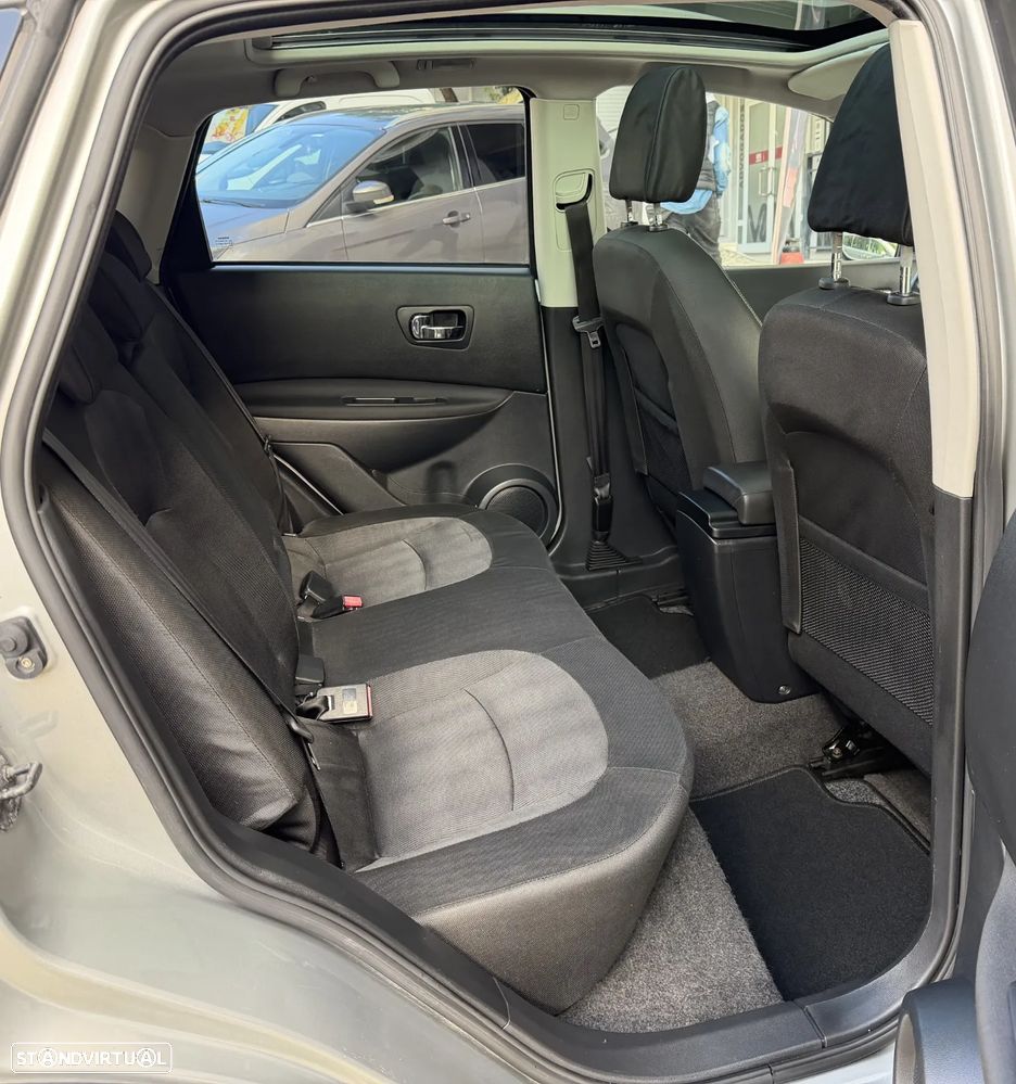 Nissan Qashqai 1.5 dCi Tekna Premium 17 - 23