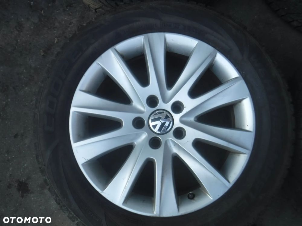 VW Tiguan Audi Q3 alufelgi   opony 235/55/17 17 5X112 ET43 7J  5N0601025M zima - 5