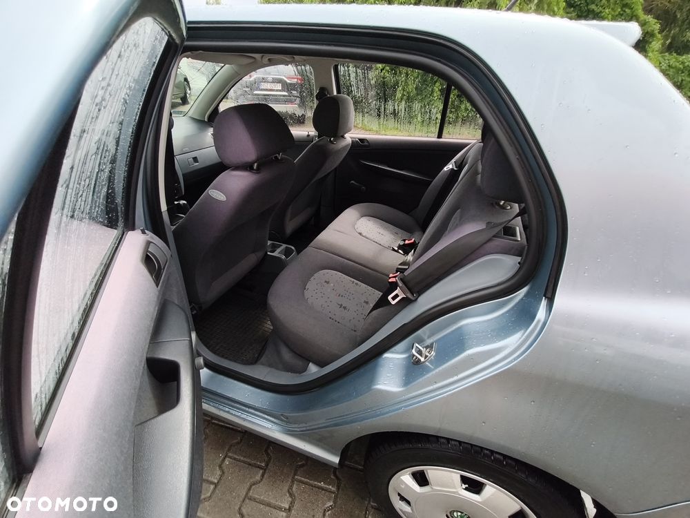 Skoda Fabia - 6