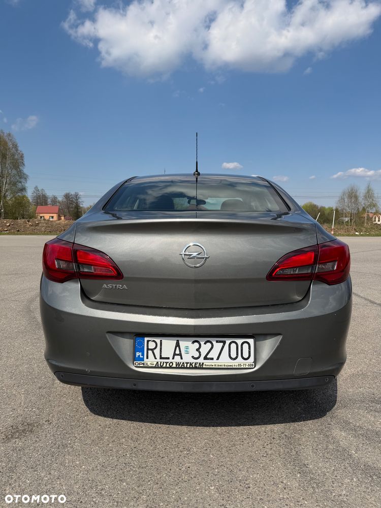 Opel Astra 1.6 EU6 - 5