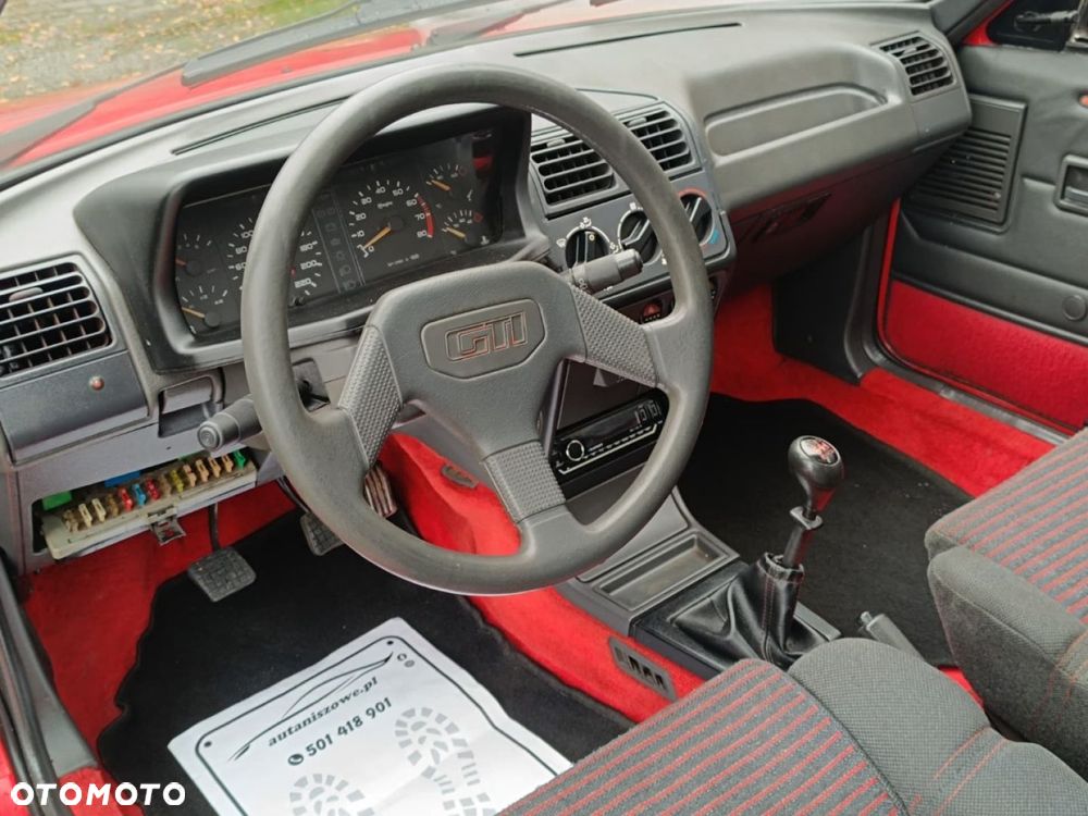 Peugeot 205 - 22