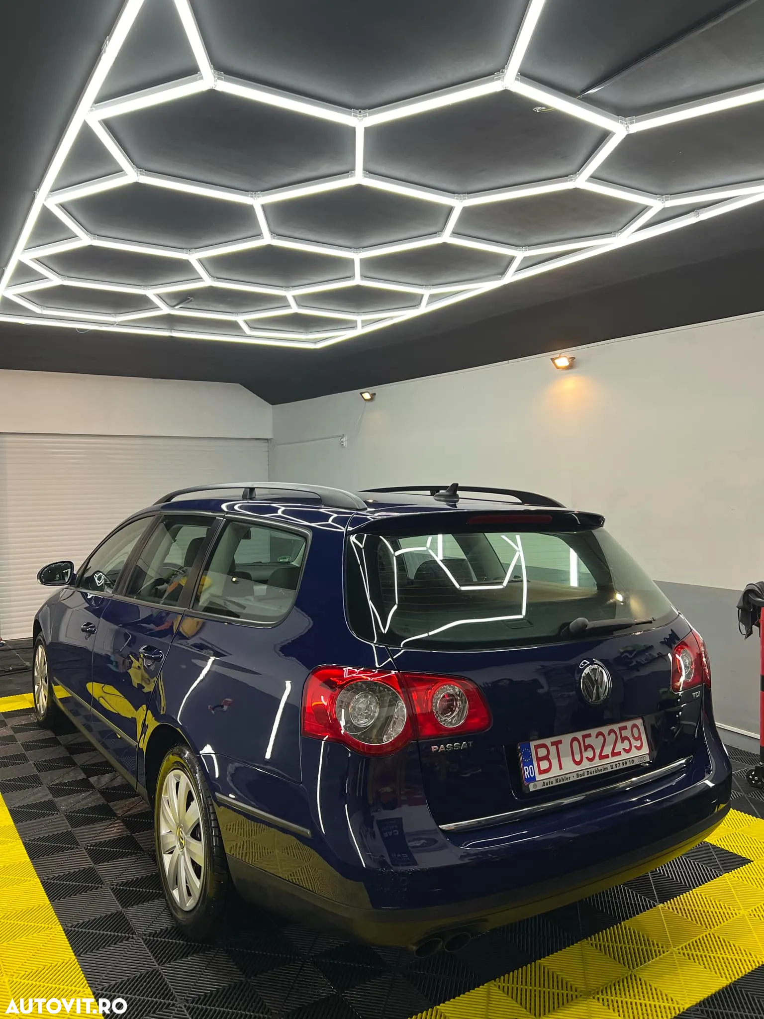 Volkswagen Passat Variant 2.0 TDI Comfortline DPF - 2