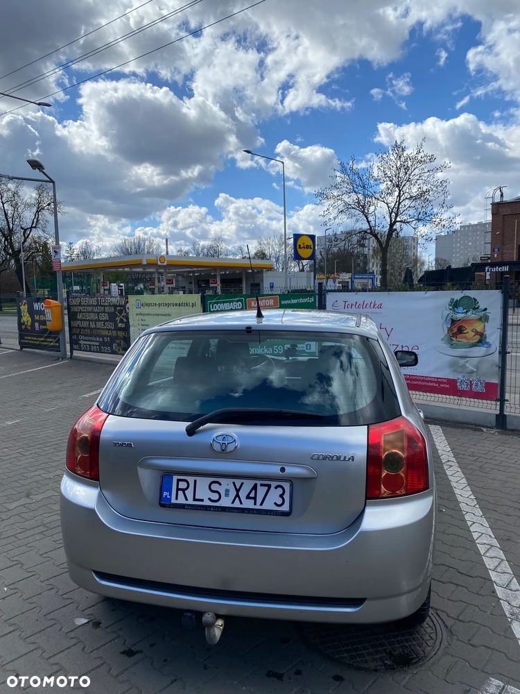 Toyota Corolla - 6