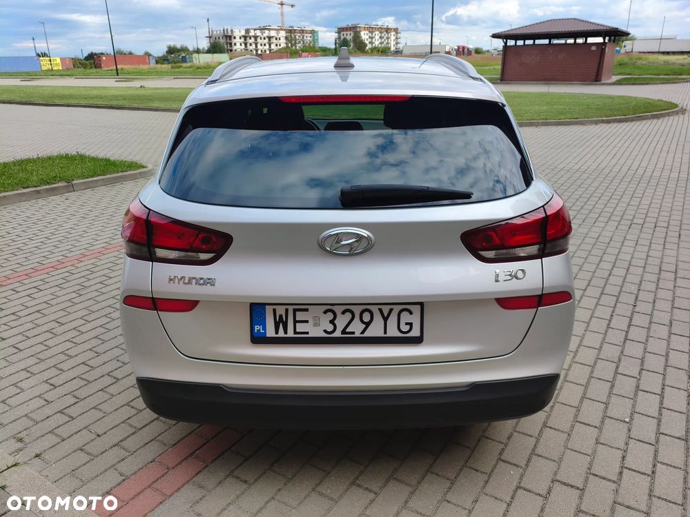 Hyundai i30 1.6 D Comfort - 7
