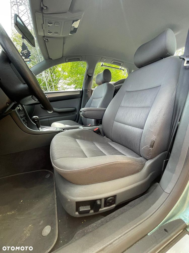Audi A6 Limousine - 8