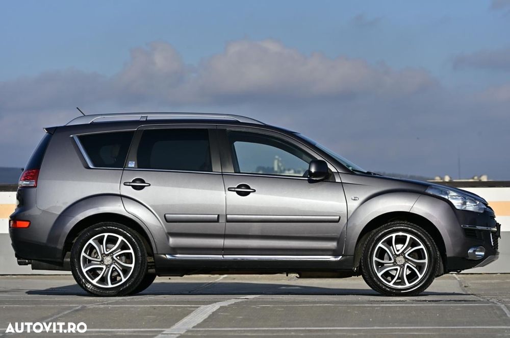 Citroën C-Crosser 2.2 HDI Confort Aut. - 9