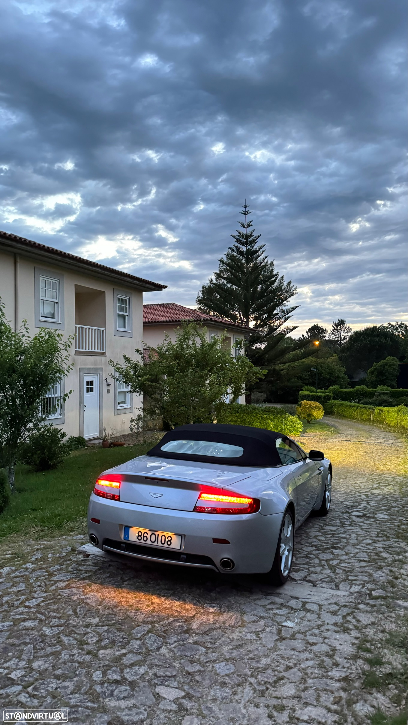 Aston Martin Vantage Roadster V8 Sportshift - 17