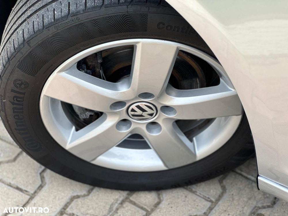 Volkswagen Golf 1.4 TSI Exclusive - 9