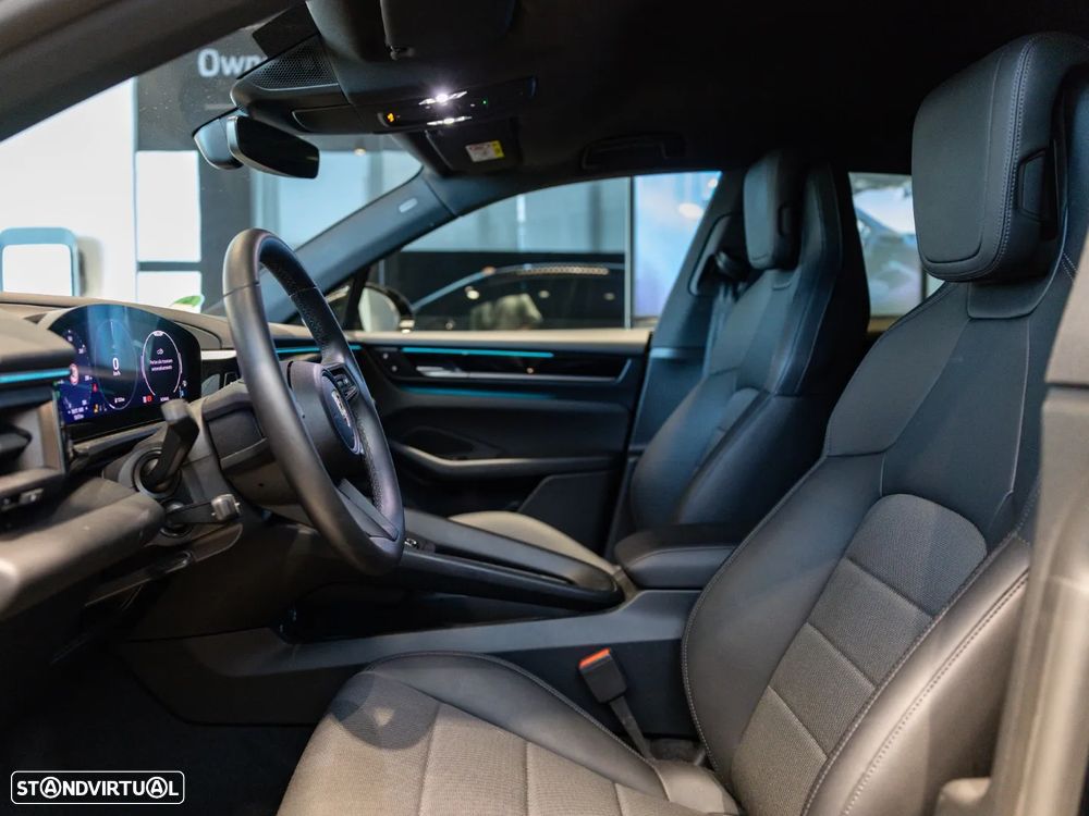Porsche Macan Electric - 21