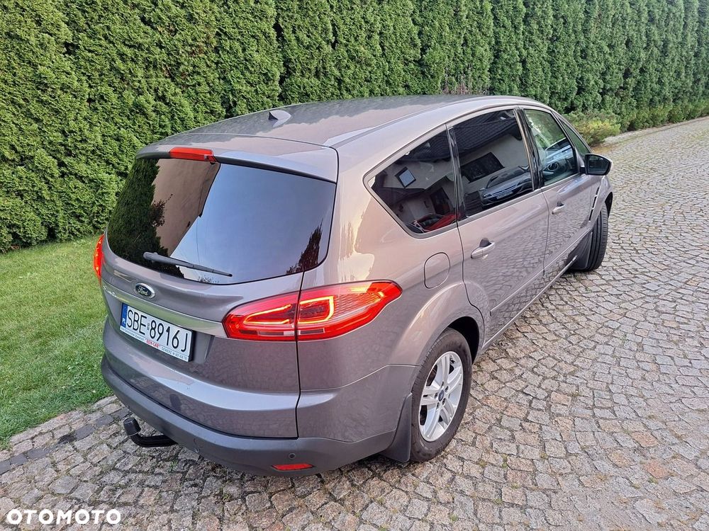 Ford S-Max 2.0 TDCi DPF Titanium - 38