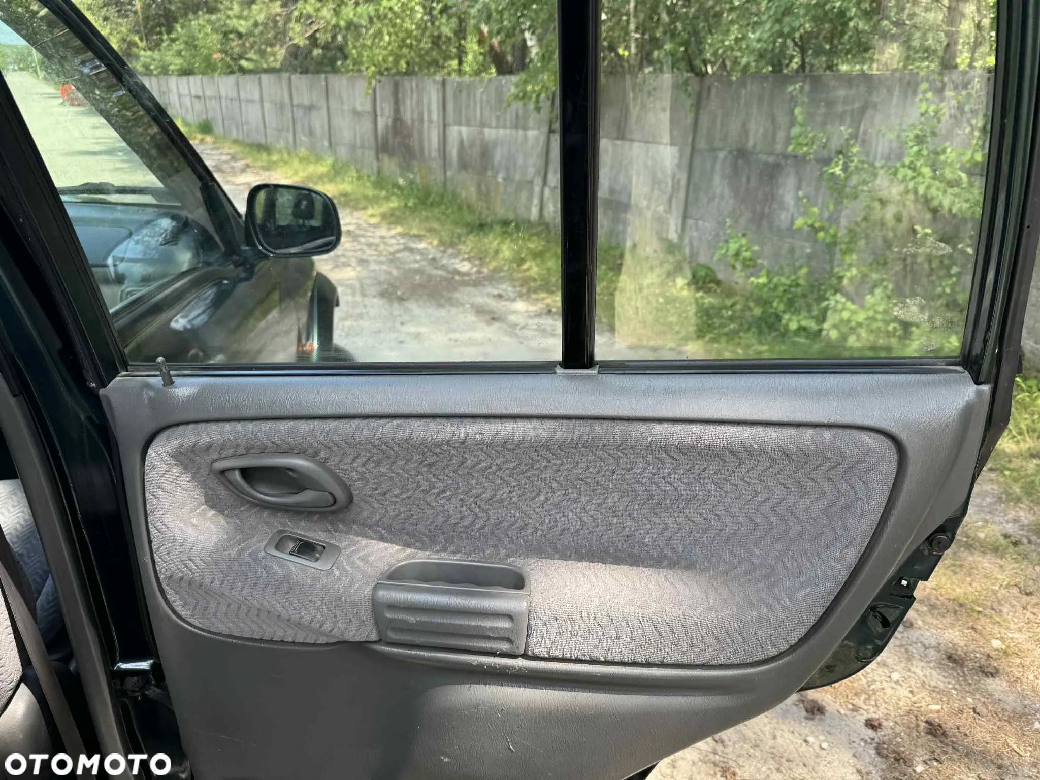 Suzuki Grand Vitara 2.0 TDi - 19