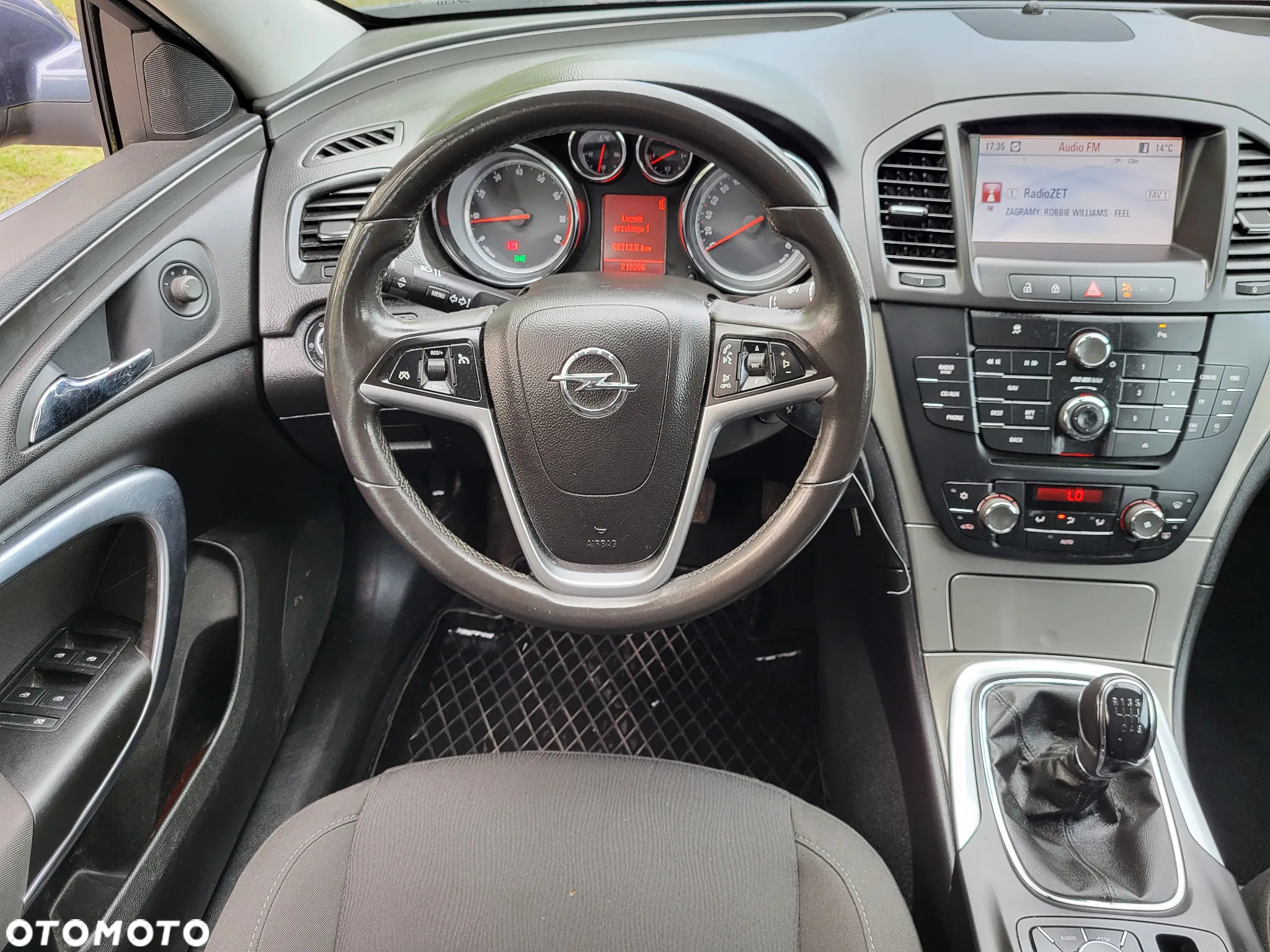 Opel Insignia 1.6 Turbo Sports Tourer Cosmo - 35