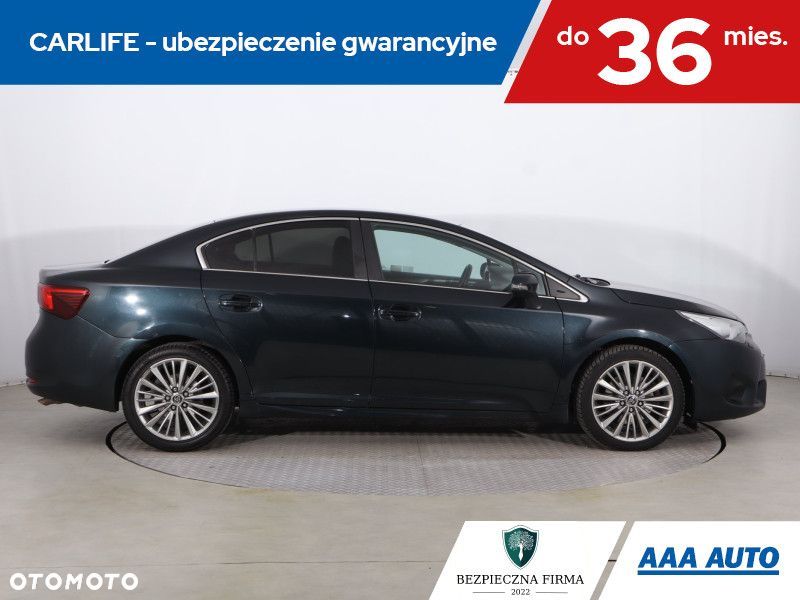 Toyota Avensis - 8