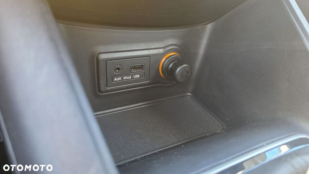 Kia Venga - 19
