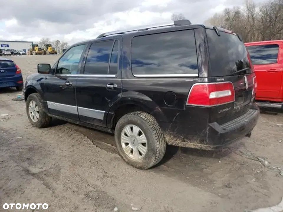 Lincoln Navigator 5.4 4x4 - 7