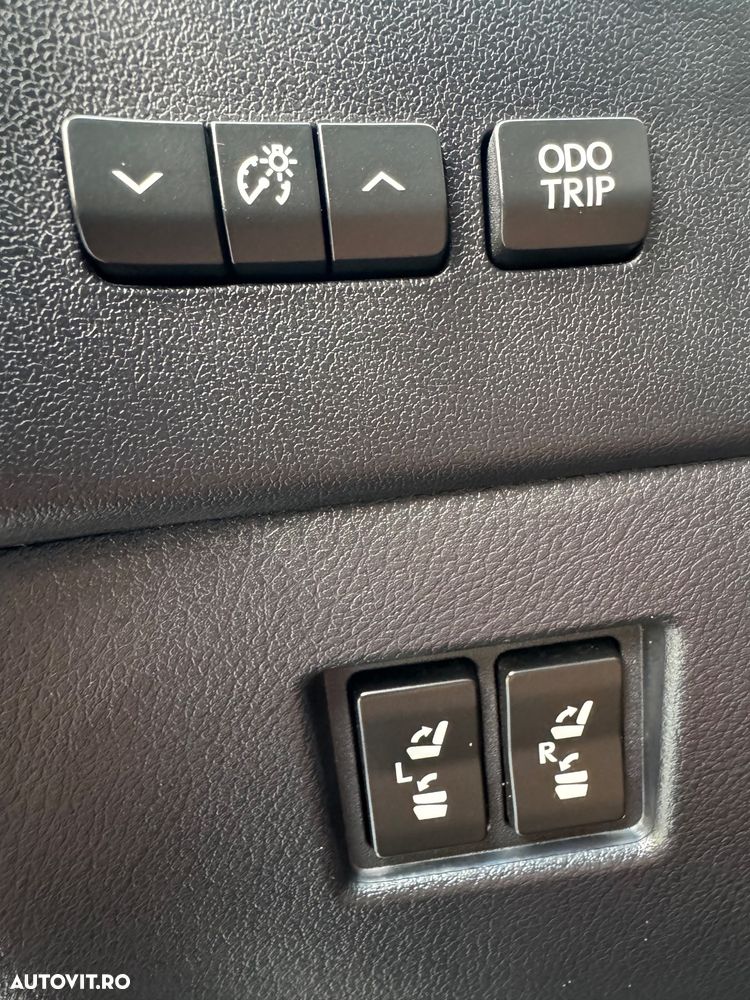 Lexus Seria NX 300h E-FOUR Luxury Line - 23