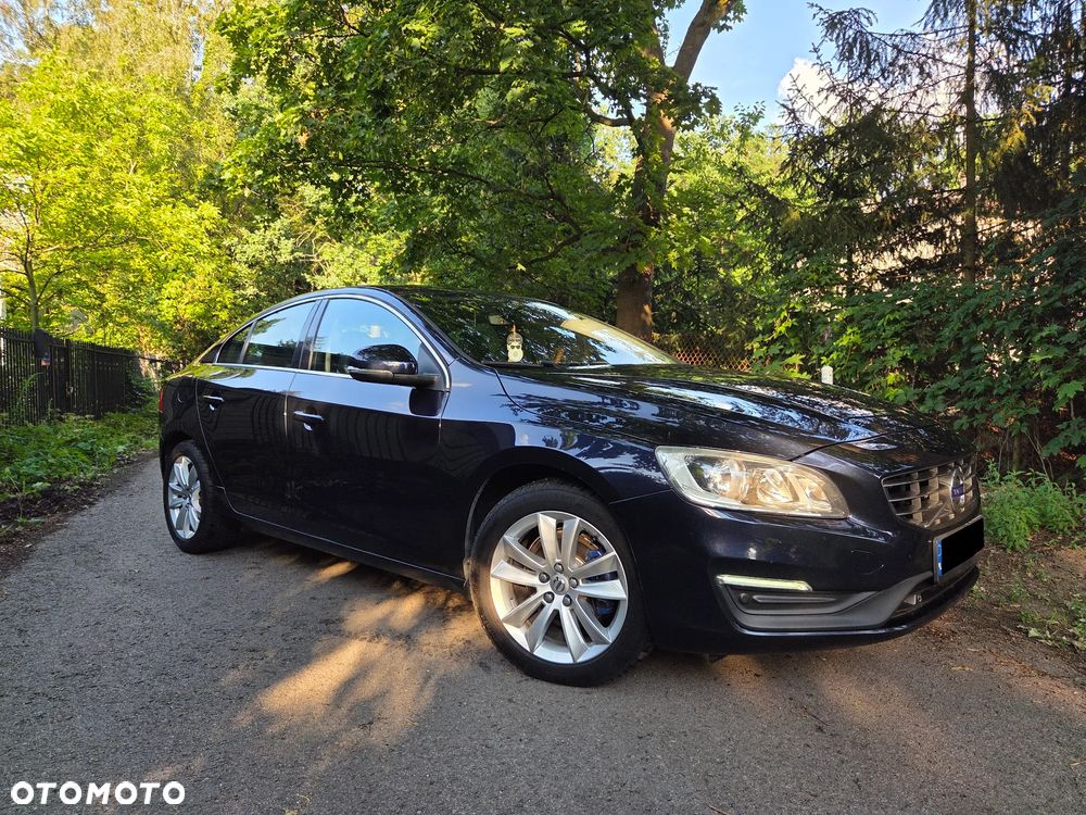 Volvo S60 D3 Drive-E Momentum - 16