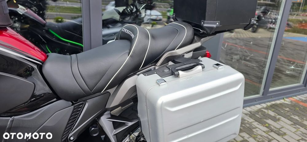 Honda VFR - 40