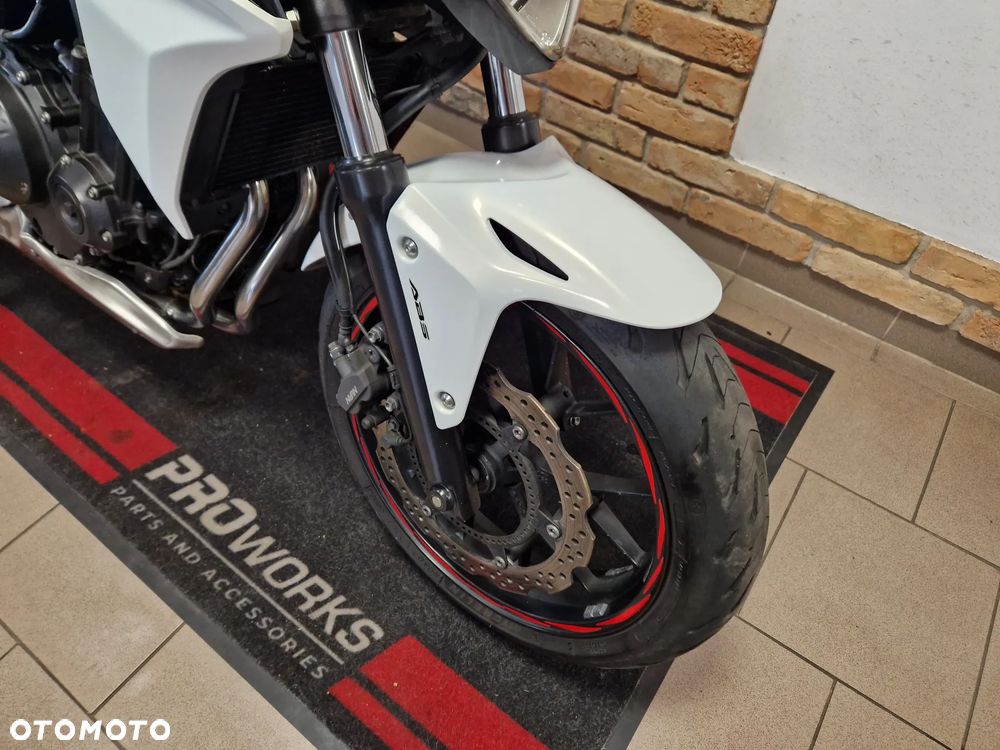 Honda CB - 21