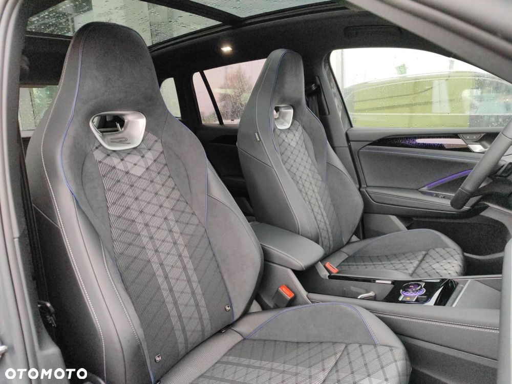 Volkswagen Tiguan - 19