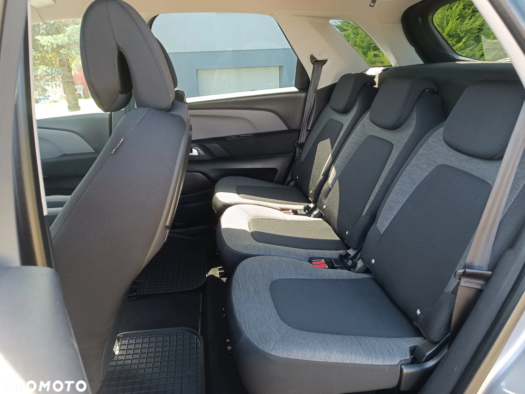 Citroën C4 Picasso PureTech 130 Stop&Start EAT6 SELECTION - 17
