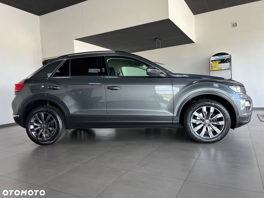 Volkswagen T-Roc - 7