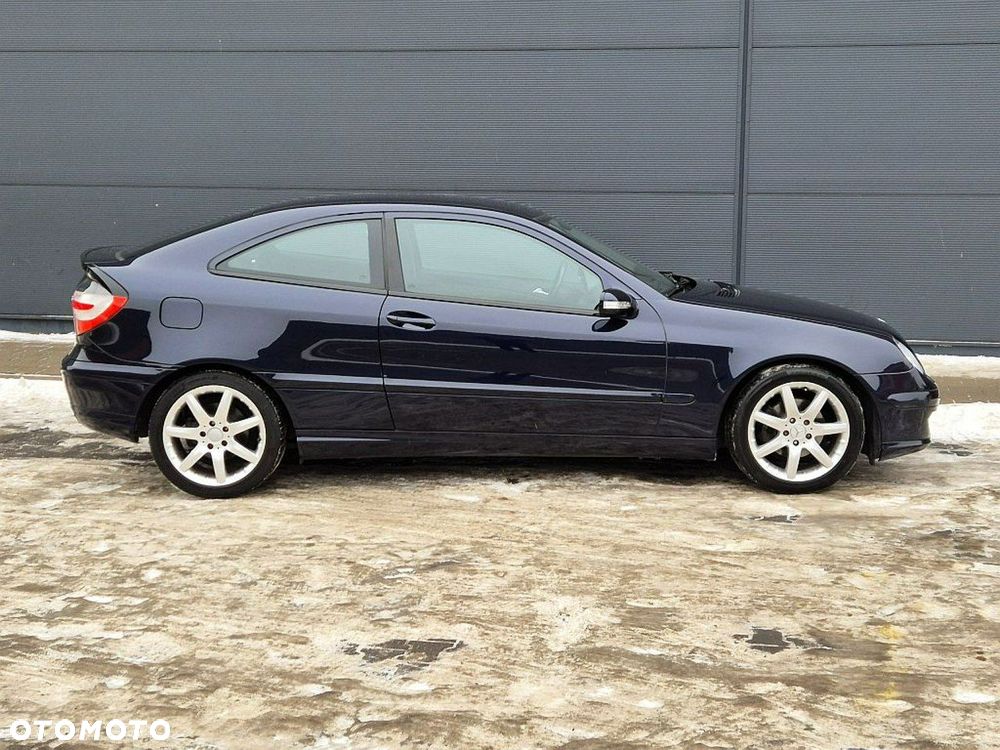 Mercedes-Benz Klasa C 180 Kompressor Sportcoupe - 2