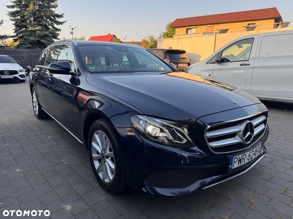 Mercedes-Benz Klasa E 250 Avantgarde - 13