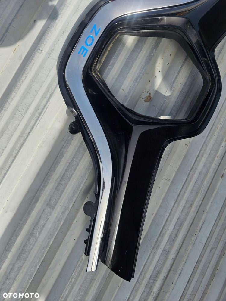 RENAULT zoe ATRAPA GRILL KRATKA W ZDERZAK ORYGINAŁ - 3