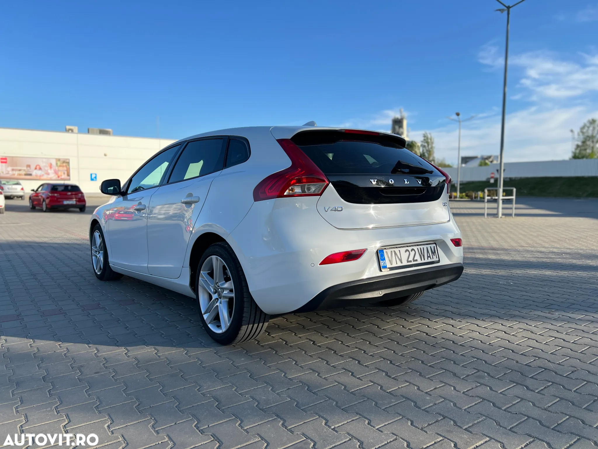 Volvo V40 D2 - 19