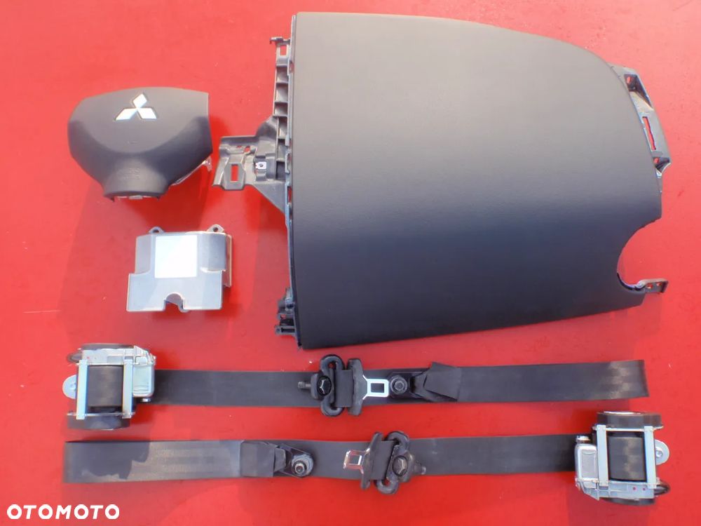 MITSUBISHI ASX SPACE STAR OUTLANDER III 3 ECLIPSE CROSS L200 USA KANADA  AIRBAG PODUSZKA POWIETRZNA KIEROWCY    ORYGINAŁ    okazja WARTO Raz2 - 6