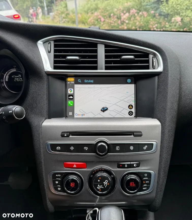 Citroën C4 PureTech 130 Stop&Start EAT8 SHINE - 31