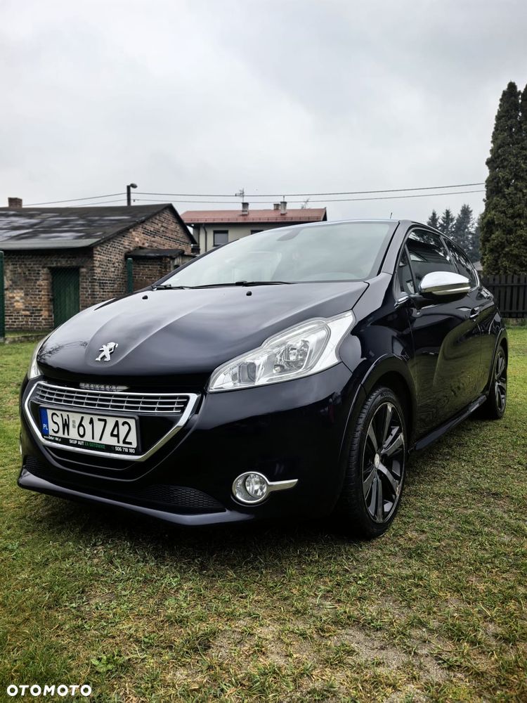 Peugeot 208 155 THP Allure - 1