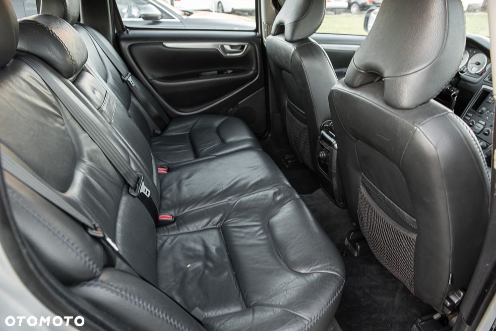 Volvo XC 70 AWD Premium - 20