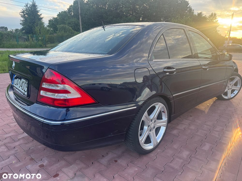 Mercedes-Benz Klasa C - 7