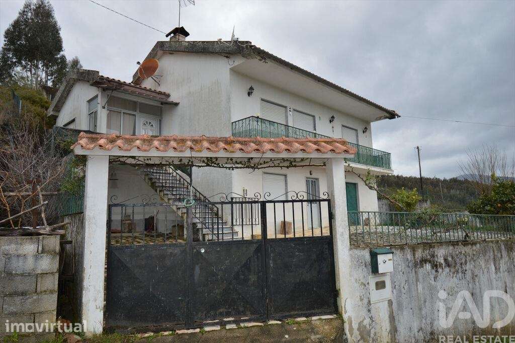 Casa tradicional T3 em Alvares de 234,00 m2 - Grande imagem: 2/30