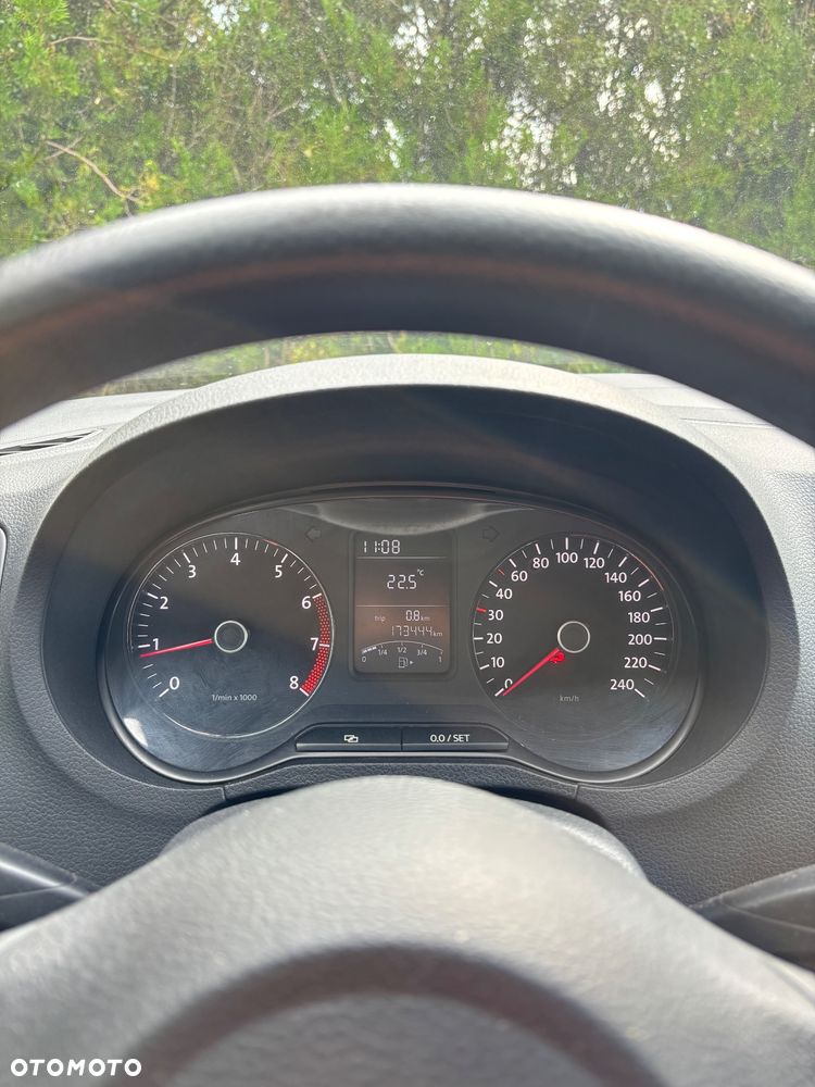 Volkswagen Polo - 14