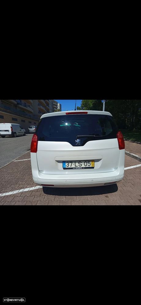 Peugeot 5008 1.6 HDi 7L Allure - 7