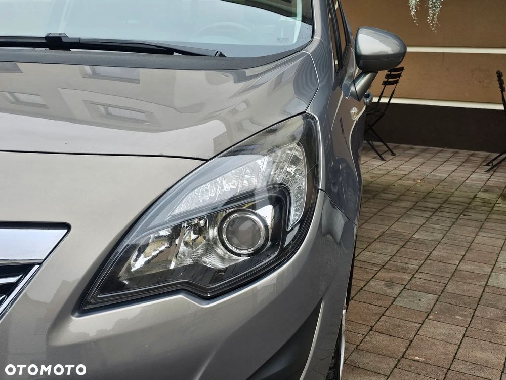Opel Meriva 1.4 T Cosmo - 25