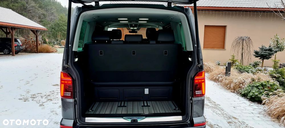 Volkswagen Multivan - 18