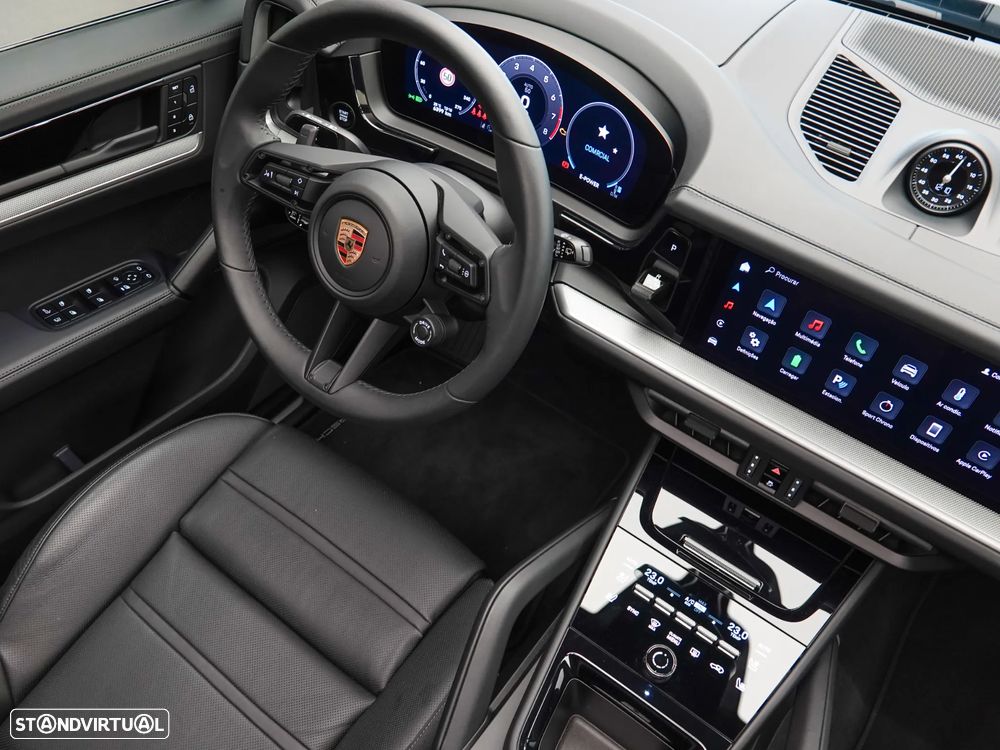 Porsche Cayenne - 14