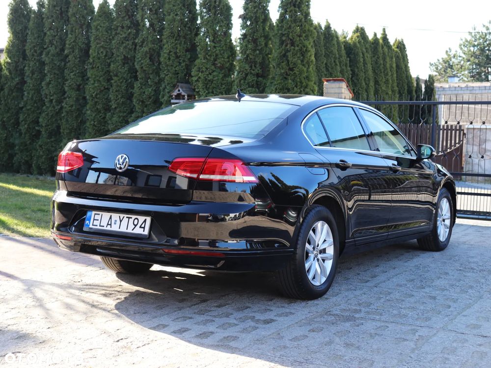 Volkswagen Passat 2.0 TDI SCR DSG Comfortline - 11