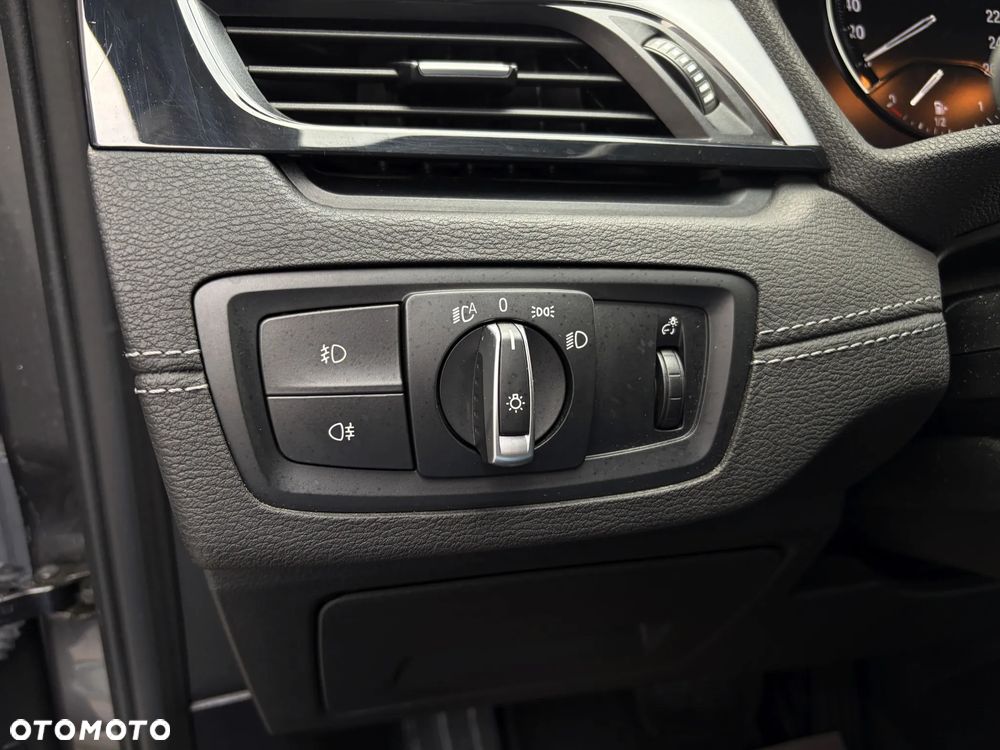 BMW X2 sDrive20i Advantage Plus - 32