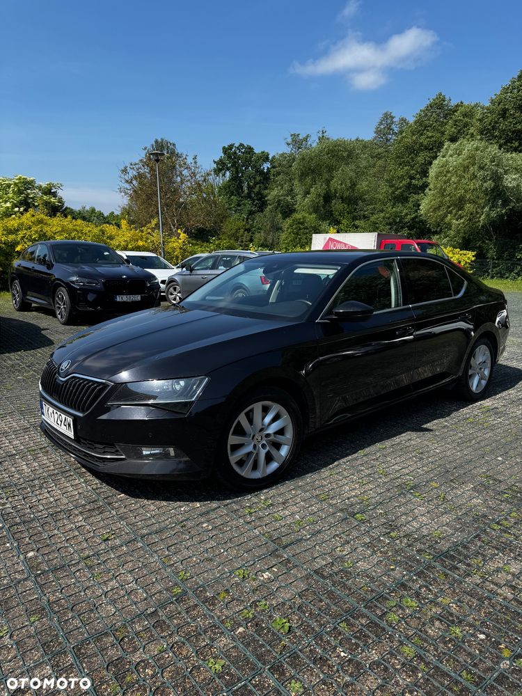 Skoda Superb 2.0 TDI SCR 4x4 Ambition DSG - 11