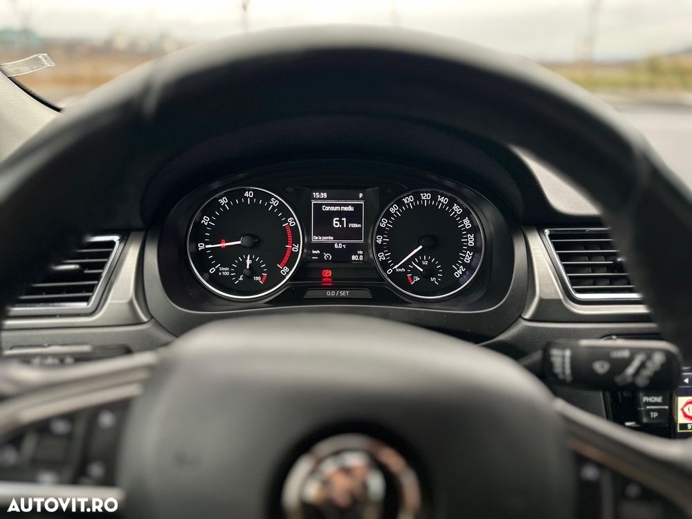 Skoda RAPID 1.2 TSI Style DSG - 15