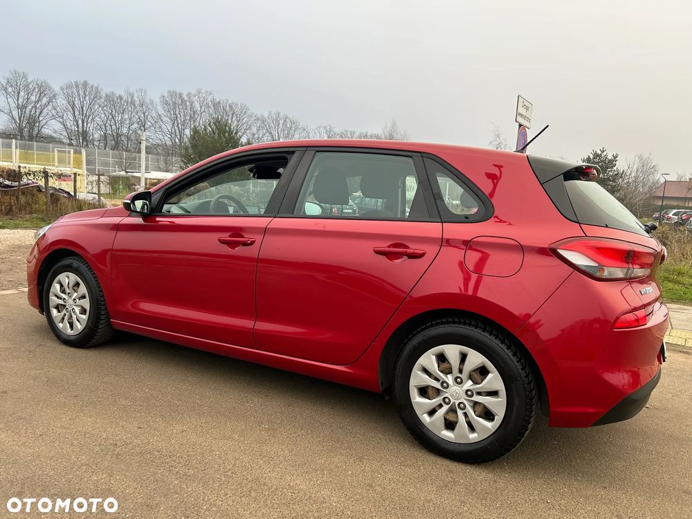 Hyundai i30 1.4 Classic + - 28